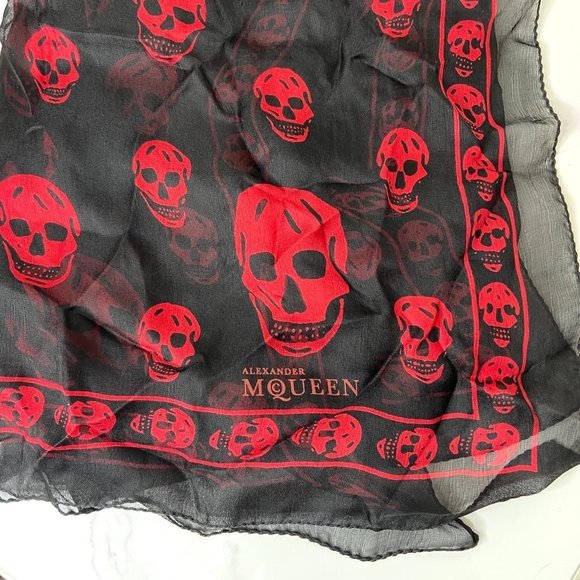 Alexander McQueen Black & Red Classic Skull Print Chiffon Silk Large Scarf NWOT - Picture 5 of 6